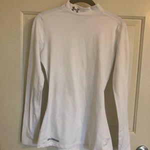 Under Armour Long Sleeve shirt